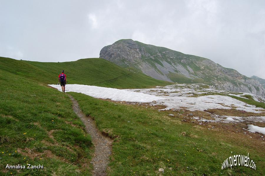 14 Verso il passo di Fontanamora.JPG